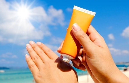 SPF مناسب، سپری برای محافظت از پوست در برابر اشعه UV